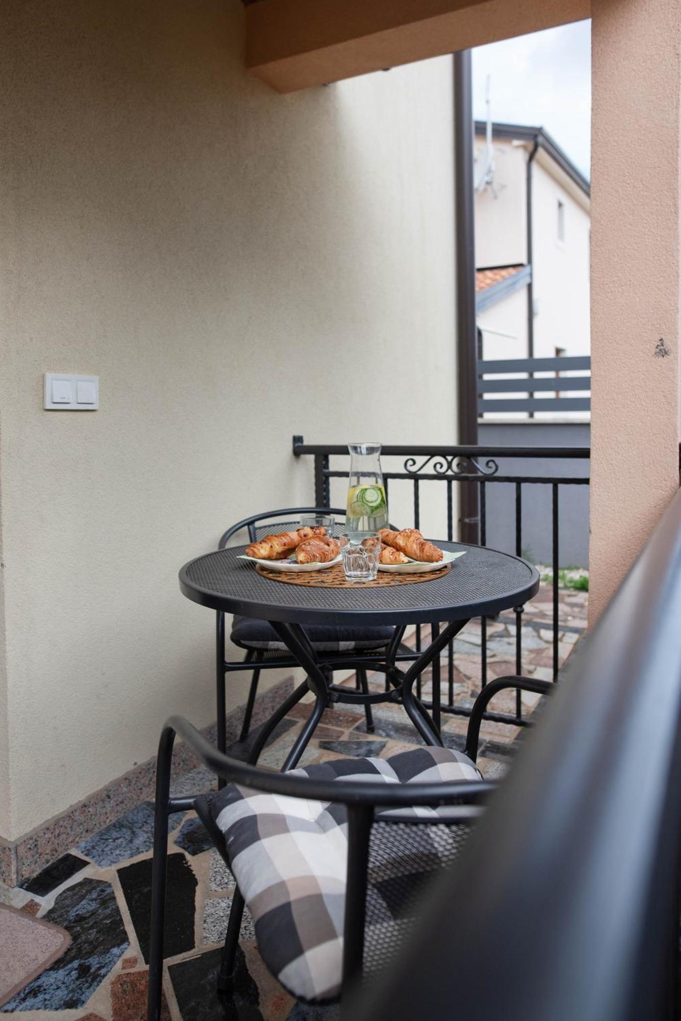 Anita Apartman *